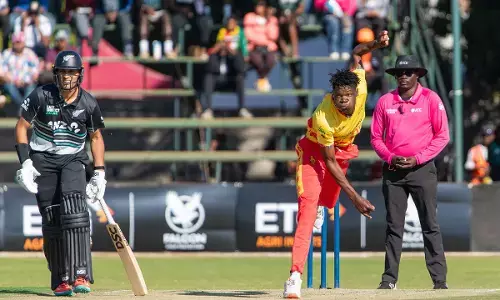 त्रिकोणीय टी20 सीरीज : कॉन्वे के नाबाद 59 रनों की बदौलत न्यूजीलैंड ने जिम्बाब्वे को 8 विकेट से हराया