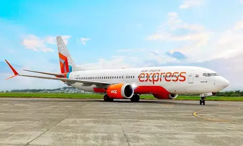 Air India : फुकेत जाने वाला एयर इंडिया एक्सप्रेस का विमान तकनीकी खराबी के कारण उड़ान भरने के 16 मिनट बाद ही लौटा वापस