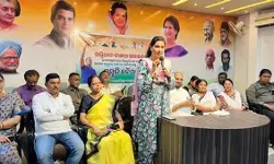 ओडिशा में बहन बेटियां असुरक्षित, बेटी बचाओ, बेटी पढ़ाओ का नारा खोखला : सोफिया फिरदौस ओडिशा में बहन बेटियां असुरक्षित, बेटी बचाओ, बेटी पढ़ाओ का नारा खोखला : सोफिया फिरदौस