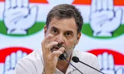 बिहार में रोजगार मेले में उमड़ी भीड़ पर राहुल का सरकार पर हमला बिहार में रोजगार मेले में उमड़ी भीड़ पर राहुल का सरकार पर हमला