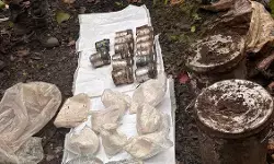 झारखंड के कोल्हान में नक्सलियों की साजिश नाकाम, जंगल से भारी मात्रा में विस्फोटक बरामद