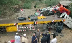 पाकिस्तान : सिंध में सड़क दुर्घटनाओं में 10 की मौत, 60 घायल पाकिस्तान : सिंध में सड़क दुर्घटनाओं में 10 की मौत, 60 घायल