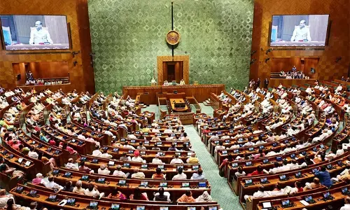 मानसून सत्र या तूफान सत्र