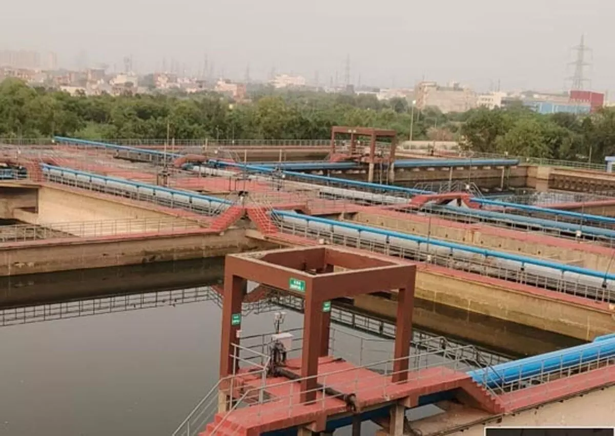 ग्रेनो में सोलर तकनीक के जरिए एसटीपी के स्लज से बनेगी खाद, आईआईटी दिल्ली बना रहा डिटेल प्रोजेक्ट रिपोर्ट