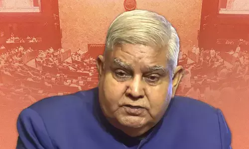 क्या धनखड़ परेशानी पैदा कर रहे थे