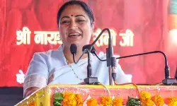 दिल्ली सरकार का बड़ा फैसला : ओलंपिक मेडल विनर को मिलेंगे 7 करोड़, छात्रों को दिया जाएगा लैपटॉप