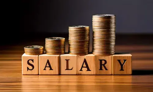 भारत में आधे से अधिक नौकरी के लिए जारी पोस्ट में अब वेतन का खुलासा होता है: रिपोर्ट भारत में आधे से अधिक नौकरी के लिए जारी पोस्ट में अब वेतन का खुलासा होता है: रिपोर्ट