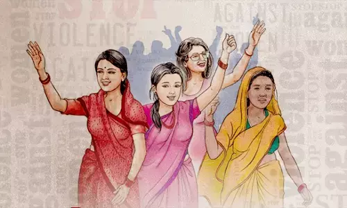 लड़कियों के लिए सामाजिक व्यवस्था अब भी क्रूर और जजमेंटल लड़कियों के लिए सामाजिक व्यवस्था अब भी क्रूर और जजमेंटल