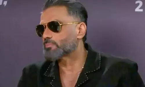 स्टंटमैन की सुरक्षा के लिए सुनील शेट्टी ने की खास मांग स्टंटमैन की सुरक्षा के लिए सुनील शेट्टी ने की खास मांग