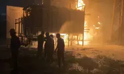 गाजियाबाद : यूपी गेट के पास बिजलीघर में भीषण आग, 9 फायर टेंडरों ने पाया काबू