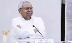 सीएम नीतीश कुमार का ऐलान, ‘पत्रकार सम्मान पेंशन योजना’ के तहत 6 हजार की जगह मिलेंगे 15 हजार