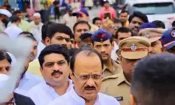 मेरे खिलाफ भी दर्ज करें केस हिंजेवाड़ी दौरे के दौरान उपमुख्यमंत्री अजित पवार का सख्त संदेश