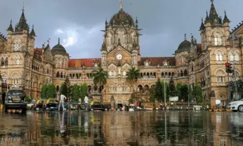 महाराष्ट्र: सीएसएमटी स्टेशन को बम से उड़ाने की धमकी, पुलिस जांच में निकली अफवाह