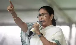 बोलपुर से भाषा आंदोलन की शुरुआत करेंगी ममता बनर्जी बोलपुर से भाषा आंदोलन की शुरुआत करेंगी ममता बनर्जी