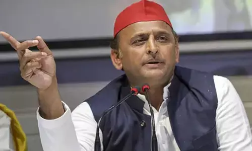 केंद्र की विदेश नीति फेल, जरूरत के समय कोई देश खड़ा नहीं हुआ : अखिलेश यादव