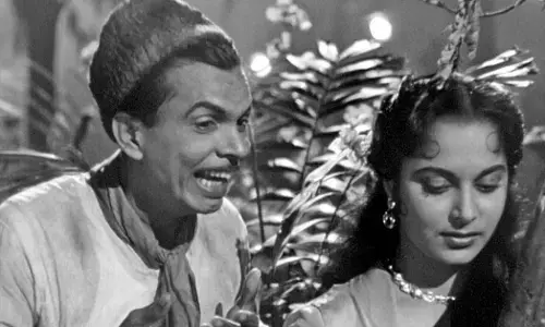 बस कंडक्टर से बने फिल्मी कॉमेडी के बादशाह, जानें जॉनी वॉकर की दिलचस्प कहानी बस कंडक्टर से बने फिल्मी कॉमेडी के बादशाह, जानें जॉनी वॉकर की दिलचस्प कहानी