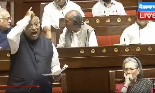 हम फ्रंट फुट पर थे फिर अचानक युद्ध विराम की घोषणा क्यों हो गई : खड़गे