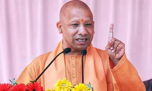 एआई से लैस होगा यूपी का सड़क सुरक्षा मॉडल, योगी सरकार की पहल को भारत सरकार की मंजूरी एआई से लैस होगा यूपी का सड़क सुरक्षा मॉडल, योगी सरकार की पहल को भारत सरकार की मंजूरी