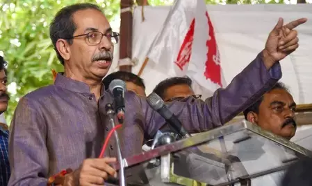 शिवसेना (यूबीटी) ने सरकार पर साधा निशाना, कहा - भाजपा ने ऑपरेशन सिंदूर को बनाया एक राजनीतिक तमाशा