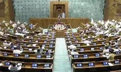 बिहार में एसआईआर पर चर्चा को लेकर विपक्ष का जोरदार हंगामा, कार्यवाही दिन भर के लिए स्थगित