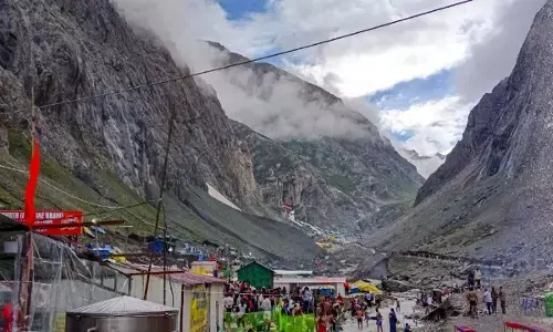 बालटाल मार्ग से कल फिर शुरू होगी अमरनाथ यात्रा, पहलगाम मार्ग पर मरम्मत कार्य जारी बालटाल मार्ग से कल फिर शुरू होगी अमरनाथ यात्रा, पहलगाम मार्ग पर मरम्मत कार्य जारी
