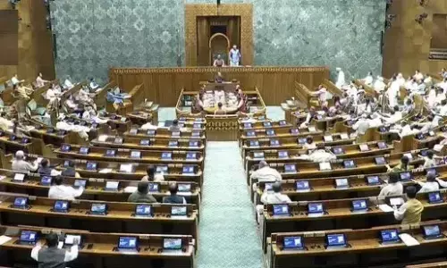 बिहार में एसआईआर पर चर्चा को लेकर विपक्ष का जोरदार हंगामा, कार्यवाही दिन भर के लिए स्थगित