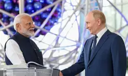 भारत-रूस संबंध मजबूत और भरोसेमंद साझेदारी : विदेश मंत्रालय भारत-रूस संबंध मजबूत और भरोसेमंद साझेदारी : विदेश मंत्रालय