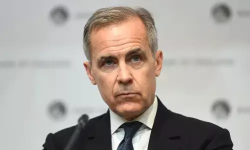 ट्रंप ने कनाडाई टैरिफ को 35% तक लगाने की घोषणा की, मार्क कार्नी ने जताई निराशा ट्रंप ने कनाडाई टैरिफ को 35% तक लगाने की घोषणा की, मार्क कार्नी ने जताई निराशा