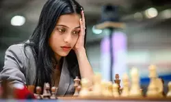 सीजेआई ने फिडे महिला विश्व कप 2025 की विजेता दिव्या देशमुख से मुलाकात कर दी बधाई