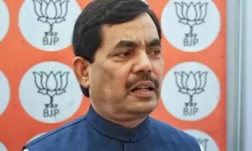 राहुल गांधी की हरकतों से देशभर के लोगों में रोष है : शाहनवाज हुसैन राहुल गांधी की हरकतों से देशभर के लोगों में रोष है : शाहनवाज हुसैन