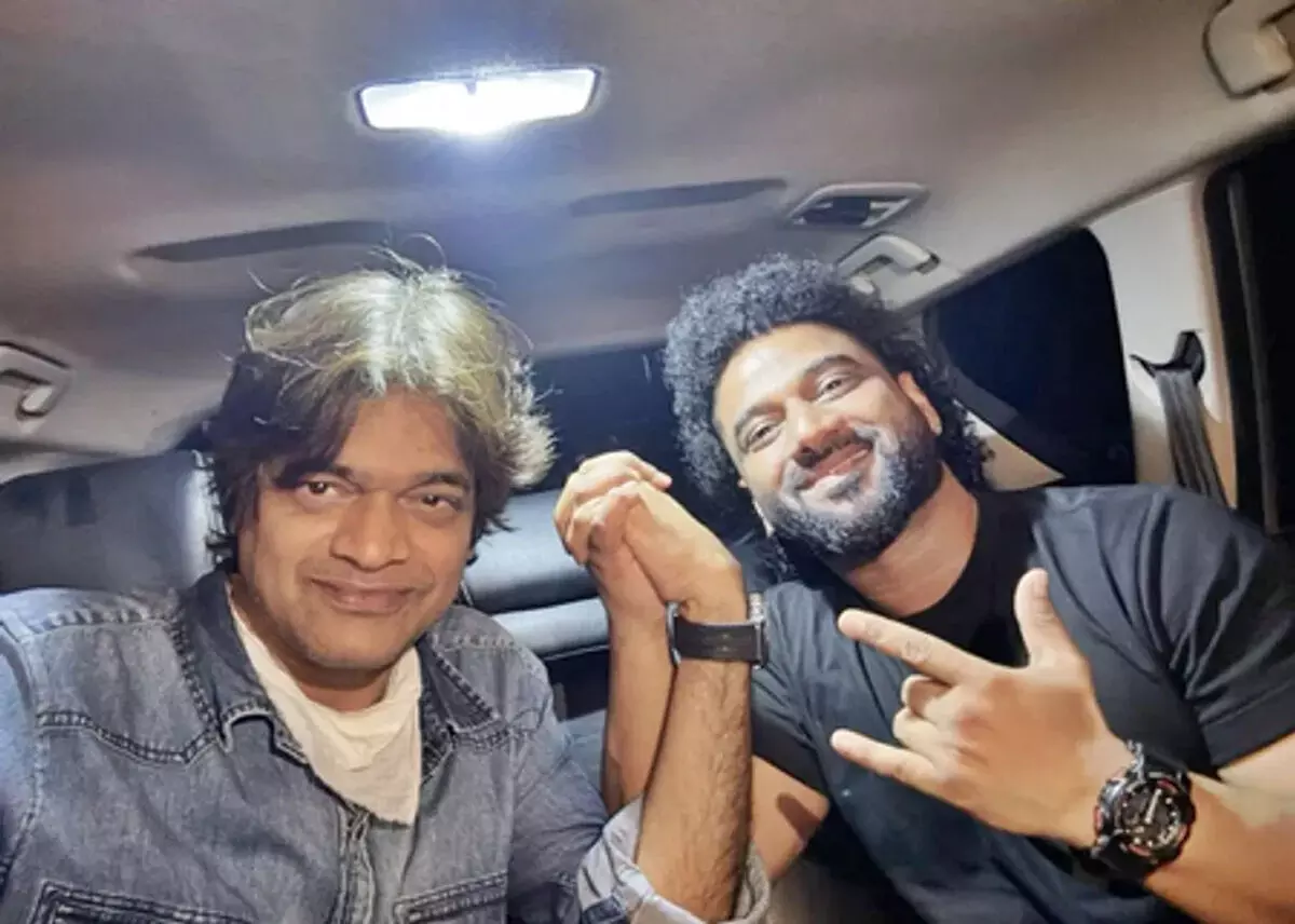 आपका संगीत सिर्फ धुन नहीं, फिल्म की धड़कन है, देवी श्री प्रसाद को निर्देशक हरीश शंकर ने किया बर्थडे विश आपका संगीत सिर्फ धुन नहीं, फिल्म की धड़कन है, देवी श्री प्रसाद को निर्देशक हरीश शंकर ने किया बर्थडे विश