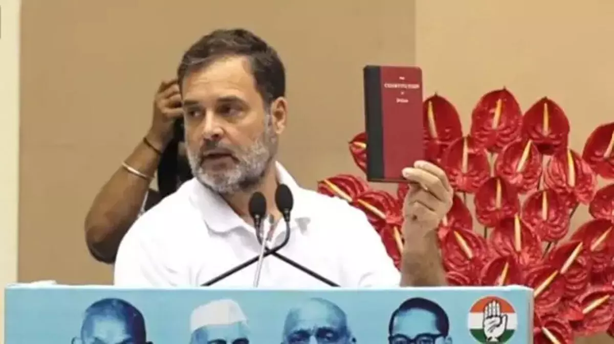 चुनाव आयोग और एटम बम