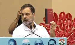 चुनाव आयोग और एटम बम चुनाव आयोग और एटम बम