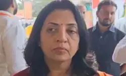 जितेंद्र आव्हाड का काम हिंदुओं को बदनाम करना रहा है : मनीषा कायंदे