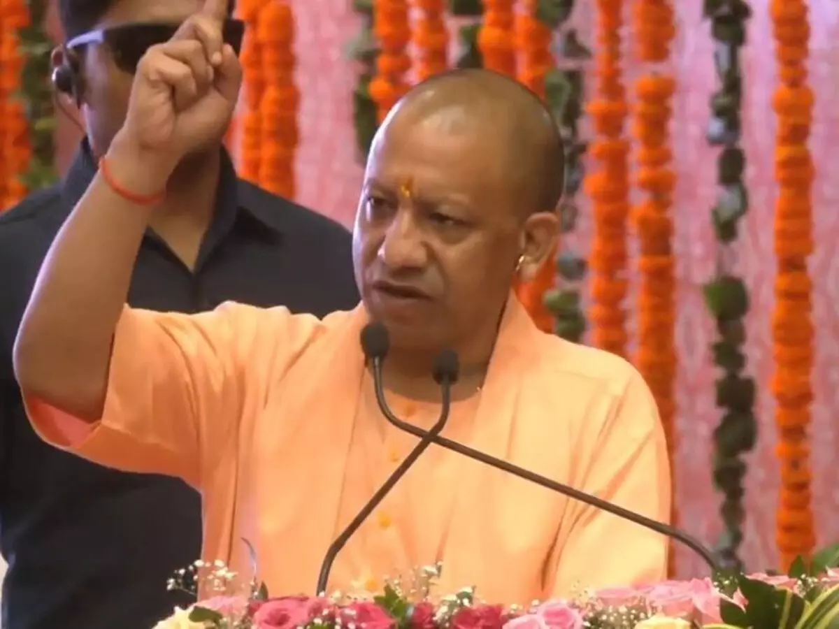 कांग्रेस ने मालेगांव विस्फोट मामले में आतंकवादियों को बचाने का काम किया : सीएम योगी कांग्रेस ने मालेगांव विस्फोट मामले में आतंकवादियों को बचाने का काम किया : सीएम योगी