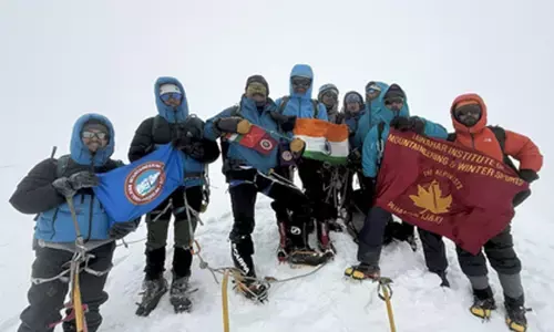 सेना के पर्वतारोहियों ने की पैंगोंग त्सो की सबसे ऊंची चोटियों पर चढ़ाई