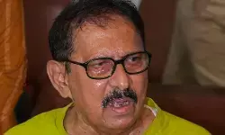 अमित मालवीय को बंगाली भाषा के बारे में कोई जानकारी नहीं : बिमान बनर्जी अमित मालवीय को बंगाली भाषा के बारे में कोई जानकारी नहीं : बिमान बनर्जी