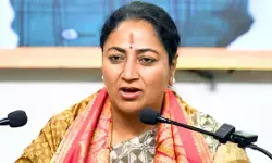 दिल्ली में छात्रों के लिए चलेंगी यू-स्पेशल बसें : रेखा गुप्ता