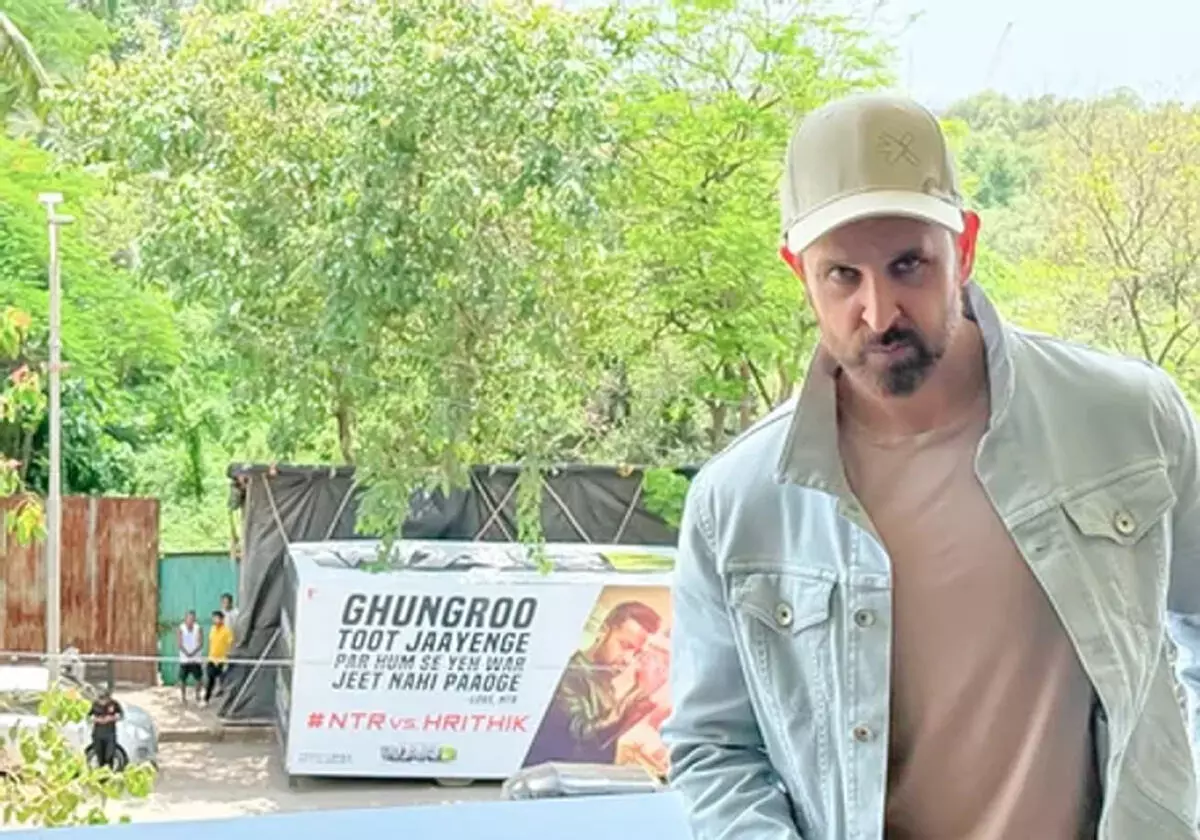 वॉर 2 से पहले शुरू हुई जंग! ऋतिक रोशन और जूनियर एनटीआर की सोशल मीडिया पर नोकझोंक ने बढ़ाया फैंस का उत्साह