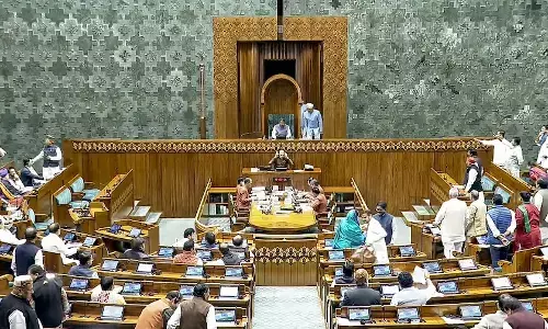 संसद में जोरदार हंगामे के कारण राज्यसभा की कार्यवाही दिन भर के लिए स्थगित संसद में जोरदार हंगामे के कारण राज्यसभा की कार्यवाही दिन भर के लिए स्थगित