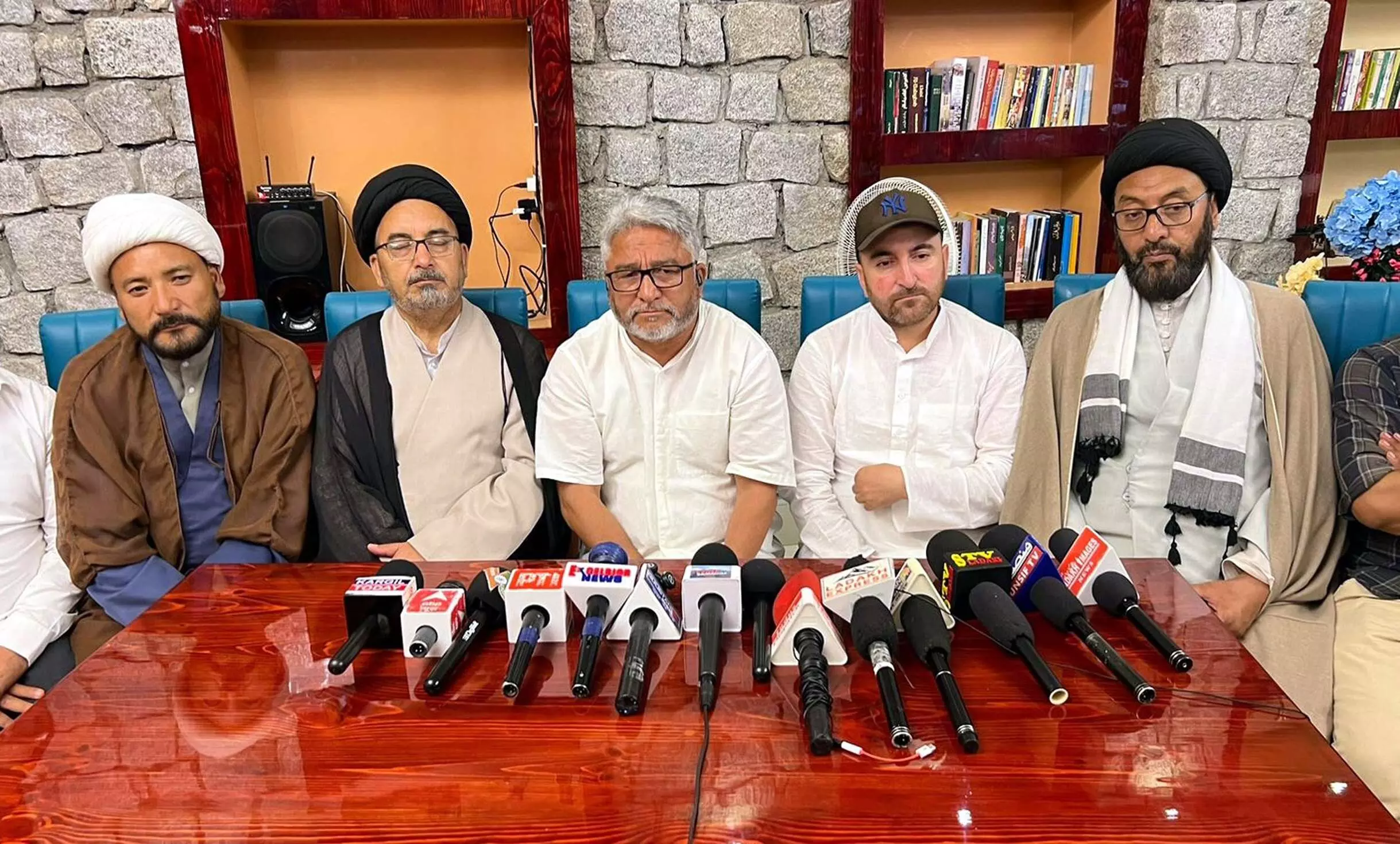 जम्मू: लद्दाखियों ने फिर खोला मोर्चा केंद्र के खिलाफ, तीन दिवसीय भूख हड़ताल का किया ऐलान