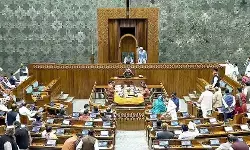 संसद में हंगामे के कारण राज्यसभा की कार्यवाही दो बजे तक स्थगित संसद में हंगामे के कारण राज्यसभा की कार्यवाही दो बजे तक स्थगित