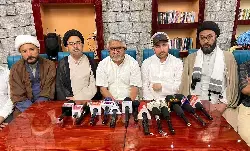 जम्मू: लद्दाखियों ने फिर खोला मोर्चा केंद्र के खिलाफ, तीन दिवसीय भूख हड़ताल का किया ऐलान जम्मू: लद्दाखियों ने फिर खोला मोर्चा केंद्र के खिलाफ, तीन दिवसीय भूख हड़ताल का किया ऐलान