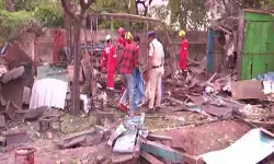 विशाखापत्तनम में दर्दनाक हादसा : गैस सिलेंडर में विस्फोट से तीन की मौत, कई घायल