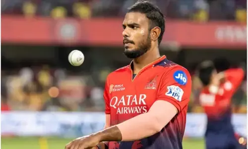 यश दयाल की गिरफ्तारी रोकने से हाईकोर्ट का इनकार, 22 अगस्त को अगली सुनवाई यश दयाल की गिरफ्तारी रोकने से हाईकोर्ट का इनकार, 22 अगस्त को अगली सुनवाई