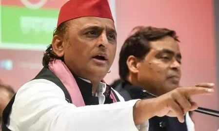 हमारा भारत संकट में है, सरकार की विदेश नीति पूरी तरह विफल-अमेरिकी टैरिफ के बाद अखिलेश यादव का हमला हमारा भारत संकट में है, सरकार की विदेश नीति पूरी तरह विफल-अमेरिकी टैरिफ के बाद अखिलेश यादव का हमला