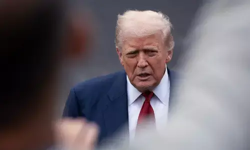 कम विश्वास और बिल्कुल विश्वास न करने वाले देशों से घिरा अमेरिका कम विश्वास और बिल्कुल विश्वास न करने वाले देशों से घिरा अमेरिका