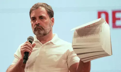 राहुल गांधी ने बम फोड़ दिया