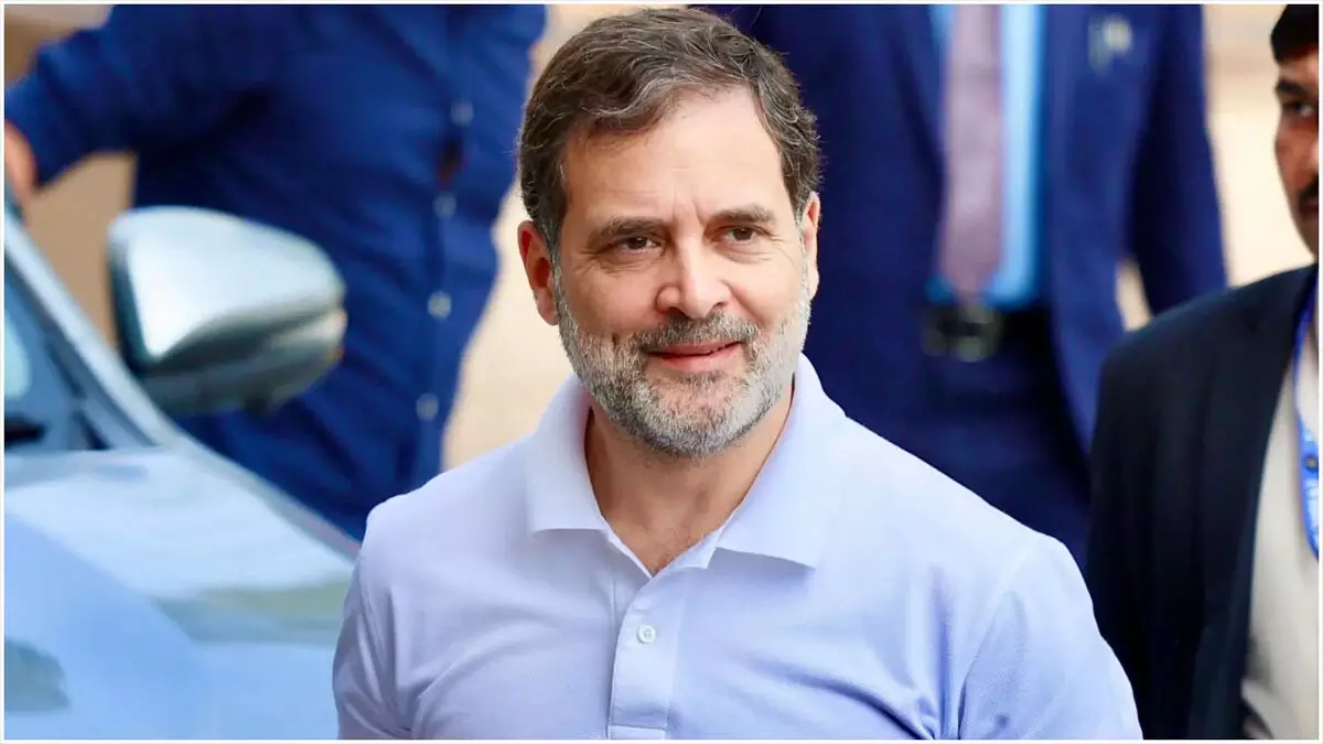 कर्नाटक में आज कांग्रेस का प्रदर्शन, राहुल करेंगे ईसी कार्यालय तक पैदल मार्च कर्नाटक में आज कांग्रेस का प्रदर्शन, राहुल करेंगे ईसी कार्यालय तक पैदल मार्च