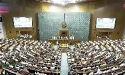 हंगामे के कारण लोकसभा की कार्यवाही स्थगित, विपक्ष ने वी वांट जस्टिस और वोट की चोरी बंद करो जैसे नारे लगाए